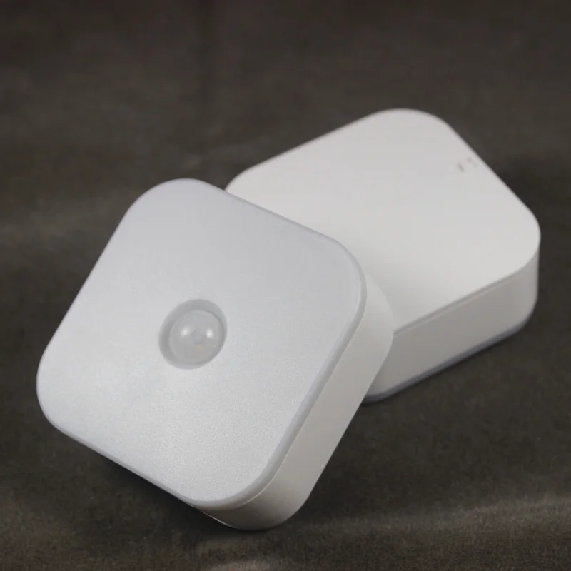 Night Light Smart Motion Sensor LED Night Lamp Battery Operated In Dark Room WC Bedside Lamp For Room Hallway Pathway Toilet DA