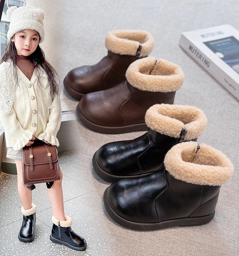 

Детские ботильоны, однотонные универсальные кожаные ботинки для мальчиков и девочек, замшевые теплые боковые молнии, новинка 2024, зимние новые детские полусапожки