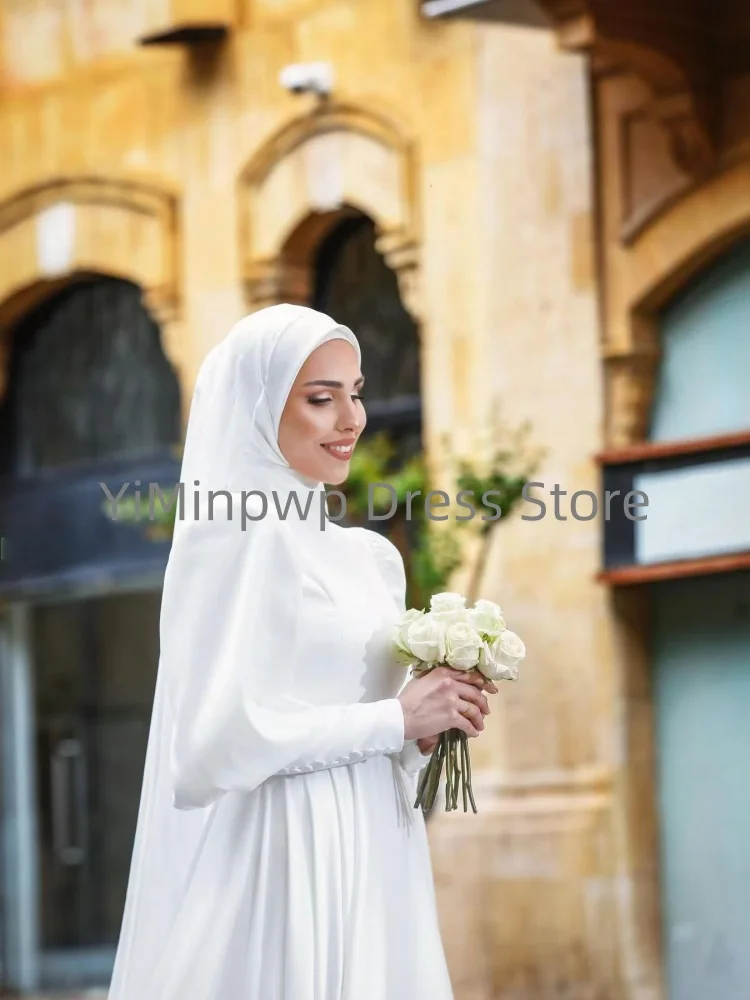 Simple มุสลิมชุดแต่งงานกับ Hijab คอสูง Flare Sleeve สําหรับผู้หญิง A-Line ความยาวชั้นชุดเจ้าสาวสีขาวที่กําหนดเอง