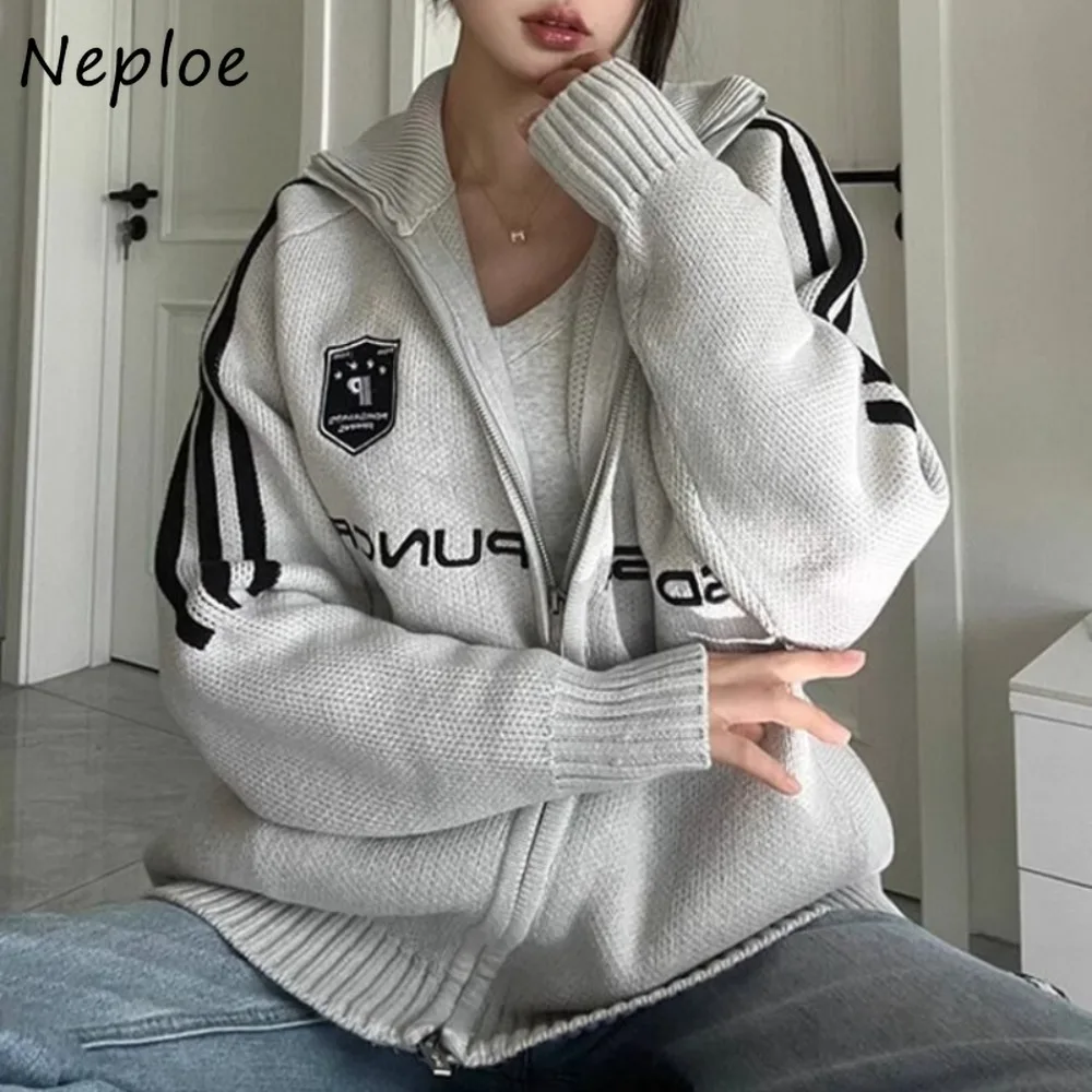 

Neploe American Vintage Loose Simple Cardigan Vintage New Zip Personalized Streetwear Tops High Street Hip Hop Y2K Goth Sweaters