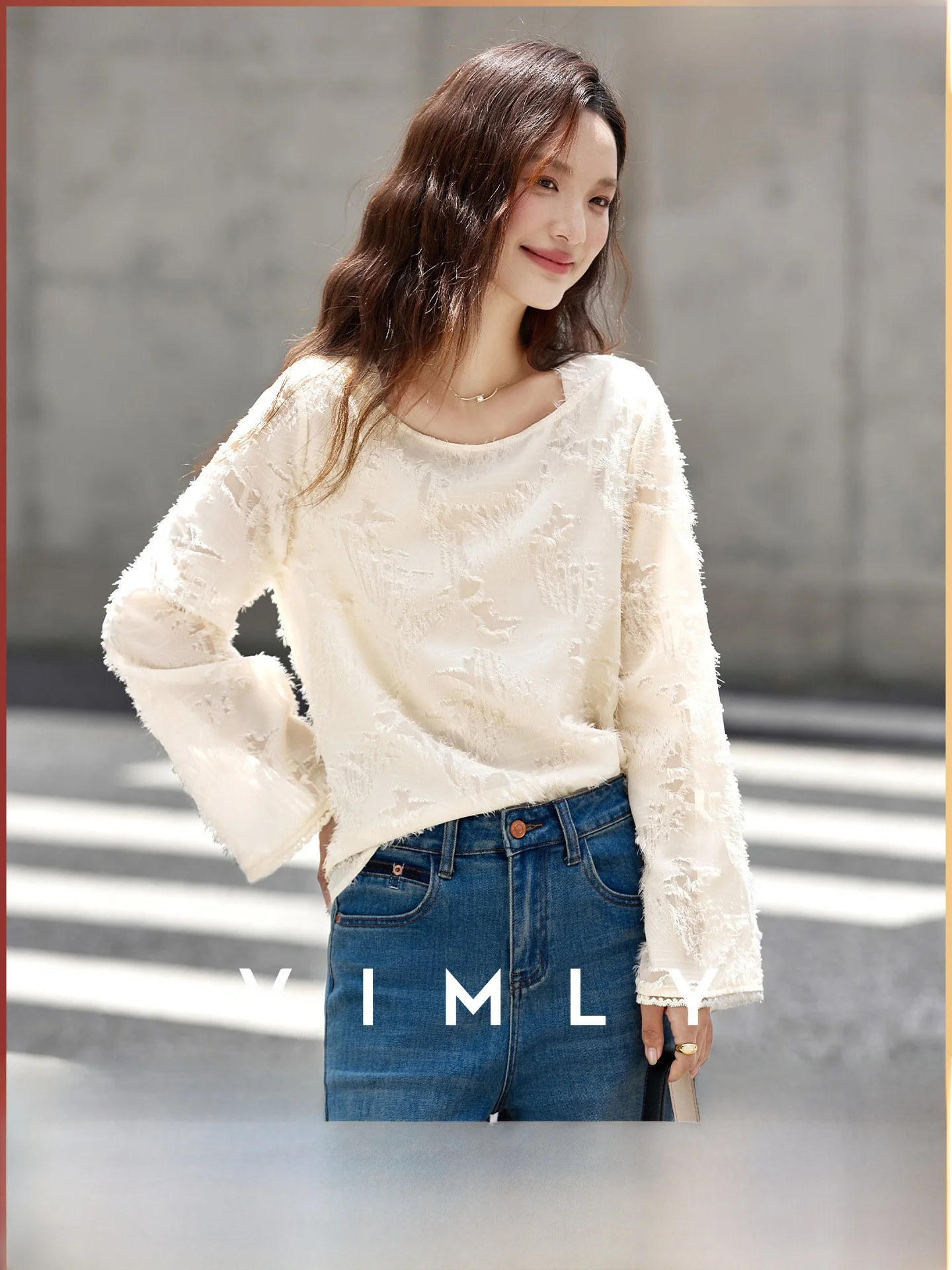 

Новая женская шифоновая блузка с бахромой на одно плечо, свободного кроя, с длинным рукавом, для весны и осени