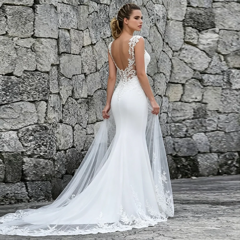 Fotografia 5: Vestido de Noiva Sereia com Decote Ilusão em V, Sem Mangas, Apliques de Renda, Costas Abertas Vazadas, Cauda de Tule, Personalizado 2026