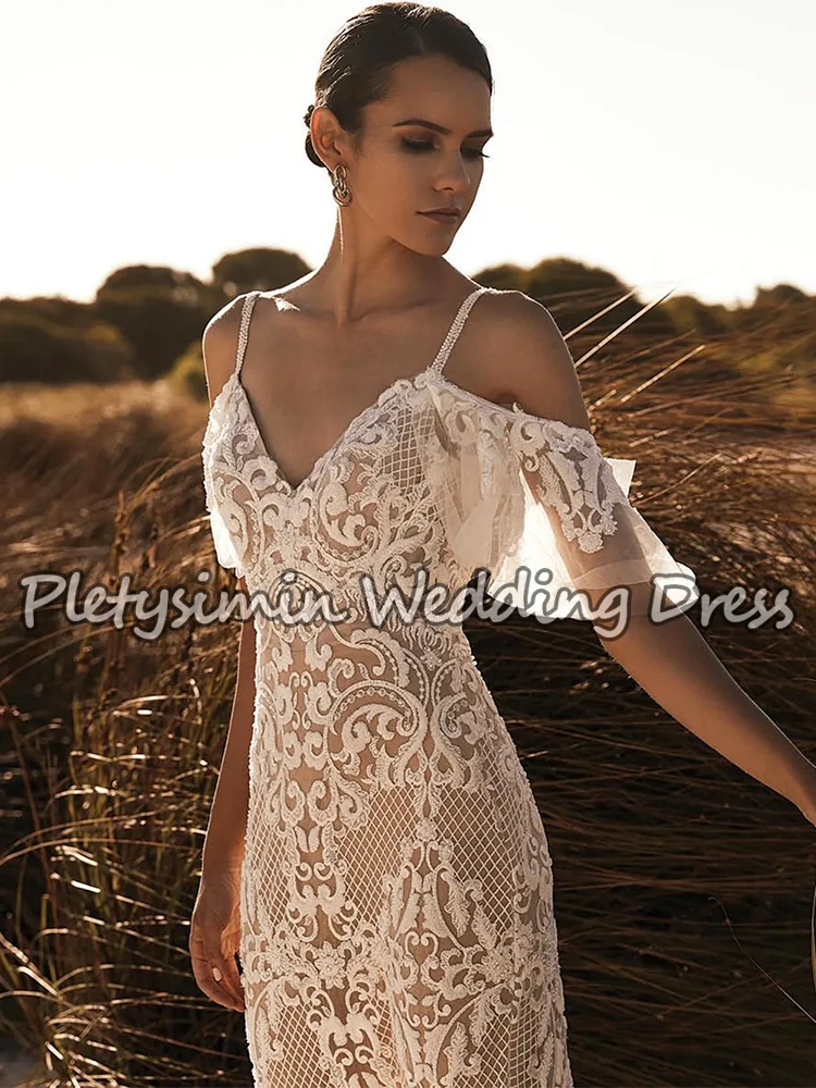 Pletysimin 매력적인 인어 레이스 웨딩 드레스 스파게티 스트랩 V 넥 백리스 오프 숄더 보헤미안 신부 가운 맞춤형