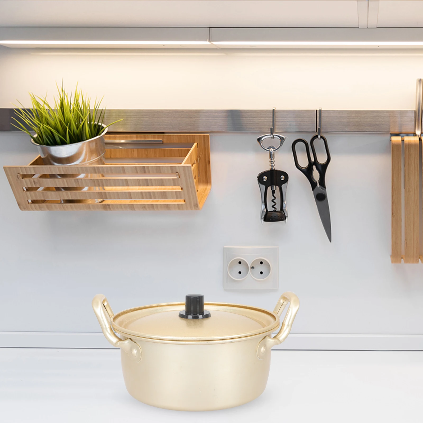 

Ramen Pot Aluminum Instant Noodles Double Handle Soup Porridge Safe Lightweight Easy Clean Gas Induction Electric Stove