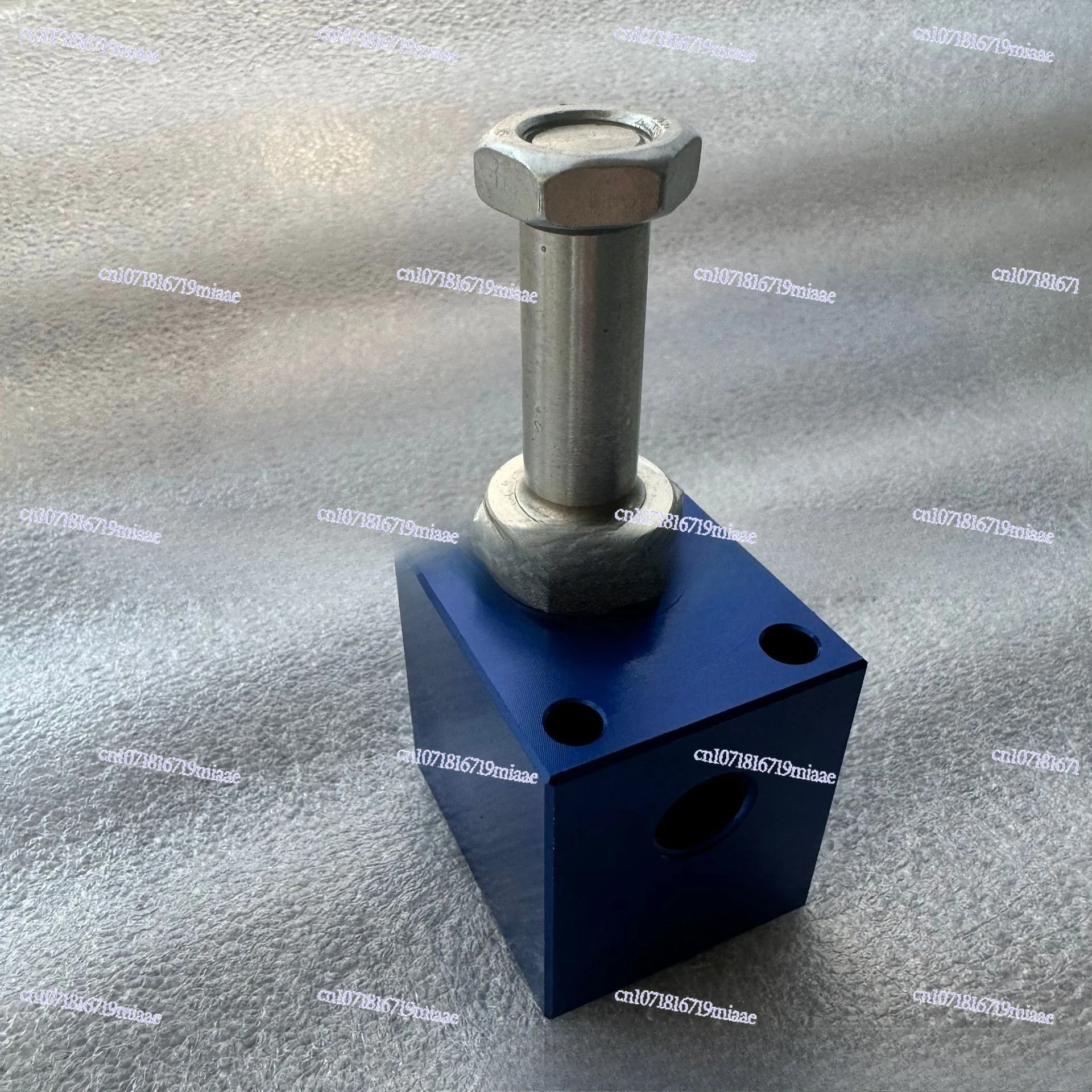 Hydraulic threaded cartridge solenoid valve SV08-20 reversing two position two normally closed pressure relief valve DHF08-220