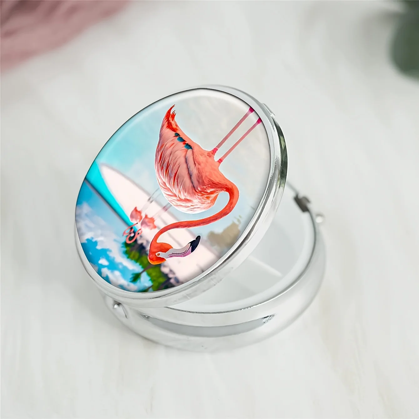 beach pink flamingo pattern round medicine box,3compartments pocket wallet portable travel tablets vitamin rack,storage pill box