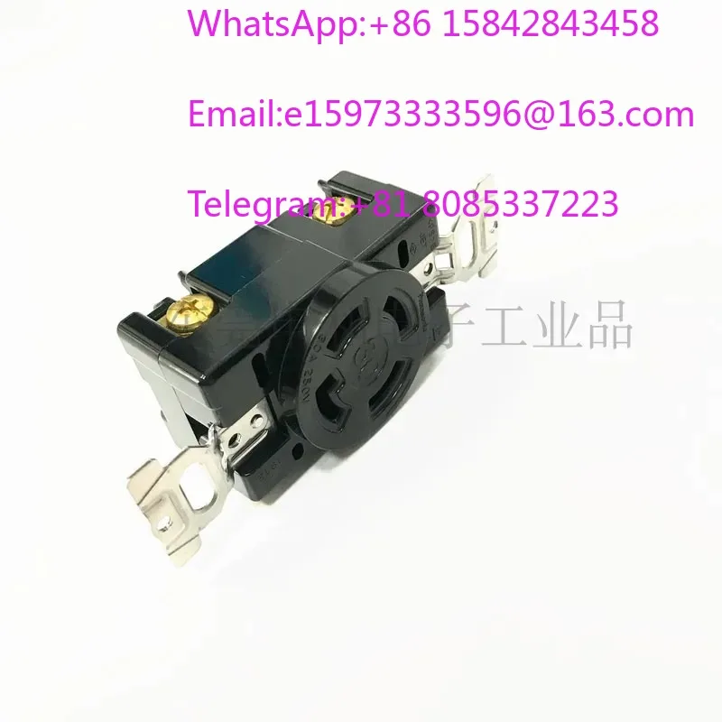 Standard hidden motor socket WF2430B WF6430 30A 250V torsion lock industrial accessories