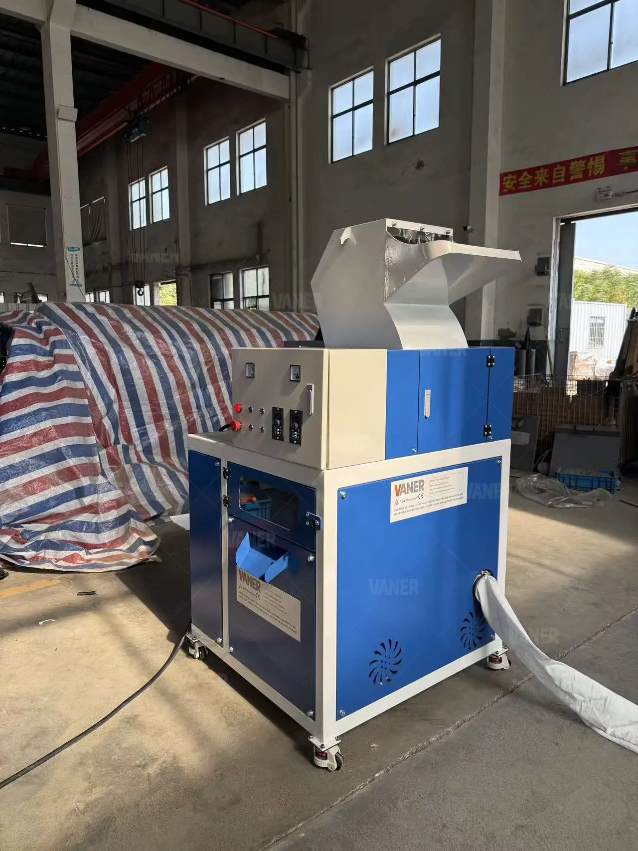 Scrap Copper Cable Granulator Machine Copper Wire Crushing Separator Recycling on Sell Machine for Granulate Copper Wire