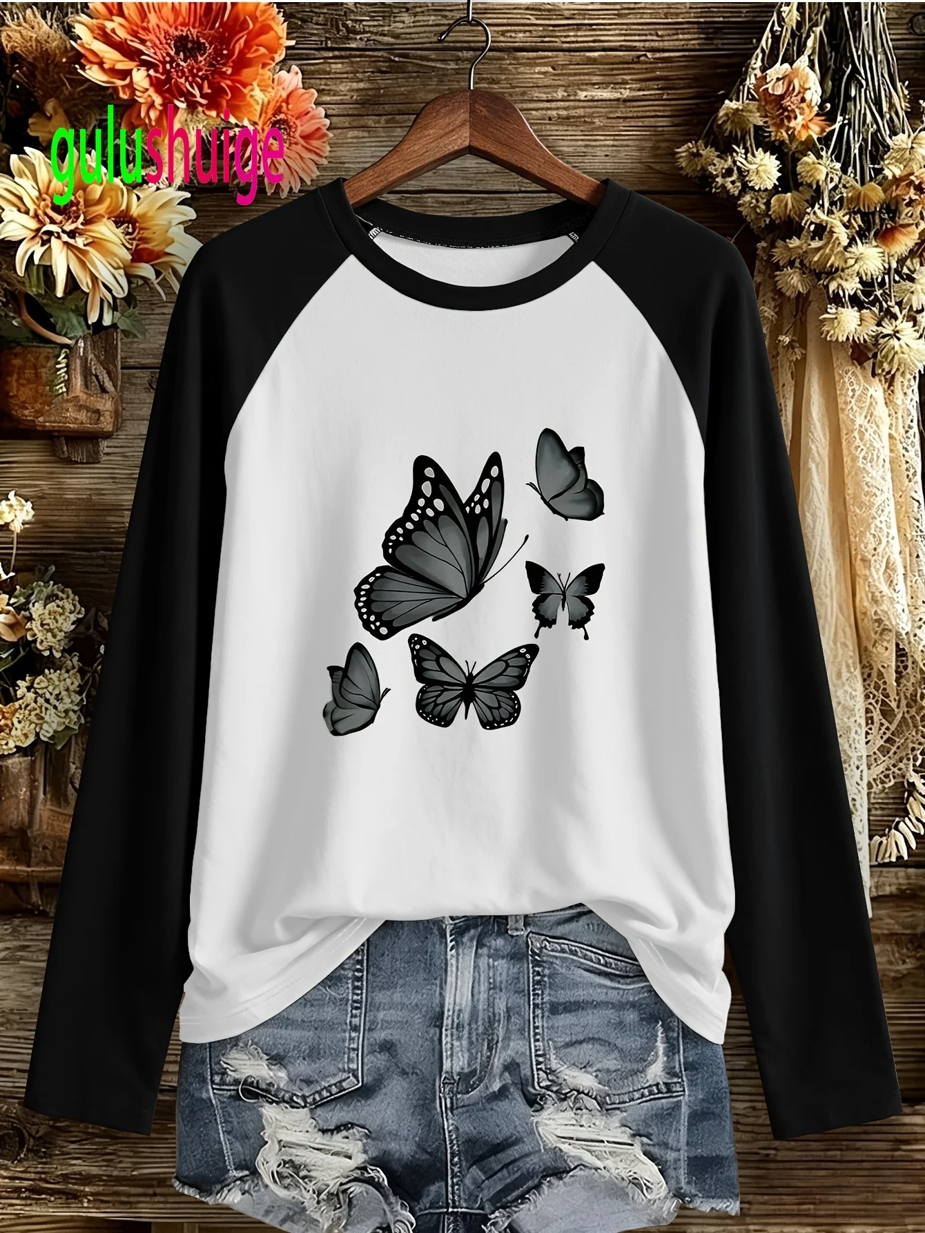 Women's Raglan Long Sleeve T-Shirt with Black Butterfly Print Vintage T Shirt Clothes Female Everyday Basic Wardrobe Essential
