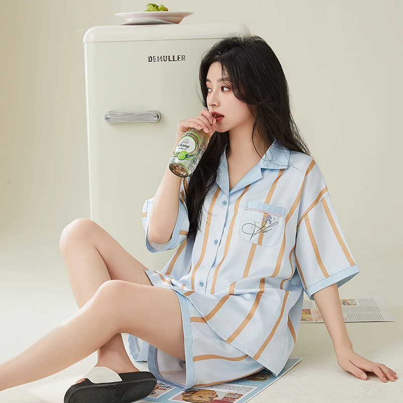 FUNISHI-Women's Ice Silk Short-Sleeved Pajamas, Cartoon Cardigan, Loose Version, Sweet Summer Pajamas, Shorts Suit