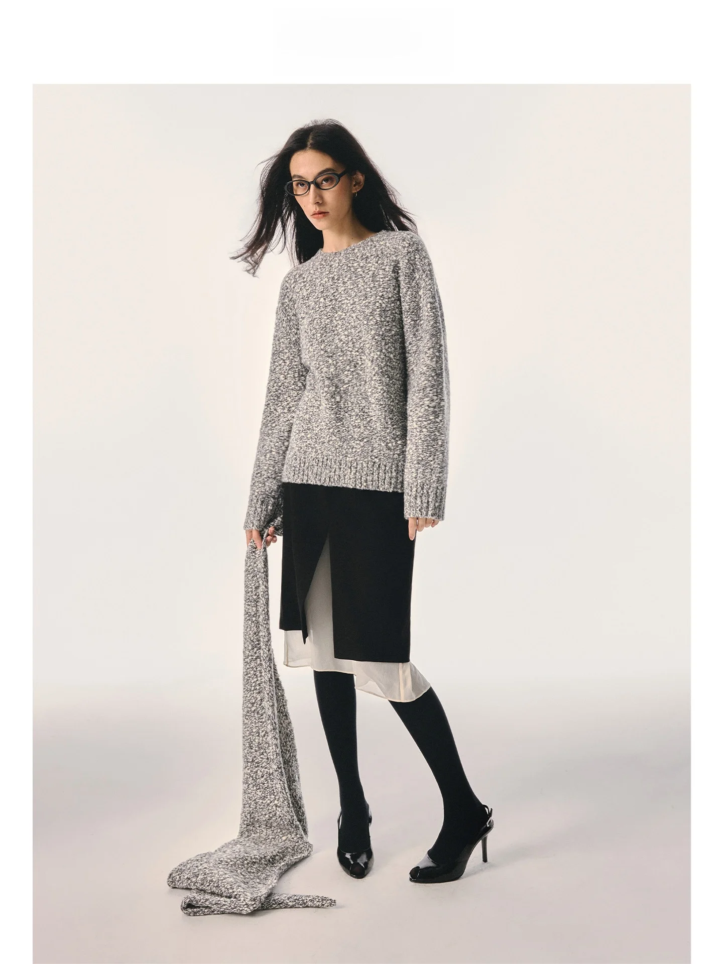 

Мягкий шерстяной вязаный комплект: свободный топ с круглым вырезом и треугольный шарф во французском стиле, удобный зимний женский свитер свободного кроя