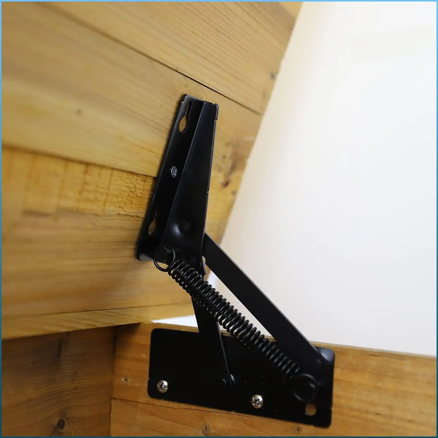 80-Degree Foldable Adjustable Stand, Black Spring Hinge, Suitable for Stool Seats, Countertops, and Workbench Flip-Up Connections It Combines the Function of a Storage Rack Support with a Sturdy and Durable Metal Material, Opens at an Angle of 80 Degrees, Folds to Save Space, and Is a Universal Hardware Connector for Various Cabinets and Countertops, Suitable for Storage Cabinets, Storage Boxes, Furniture Renovation, and DIY Home Improvement.