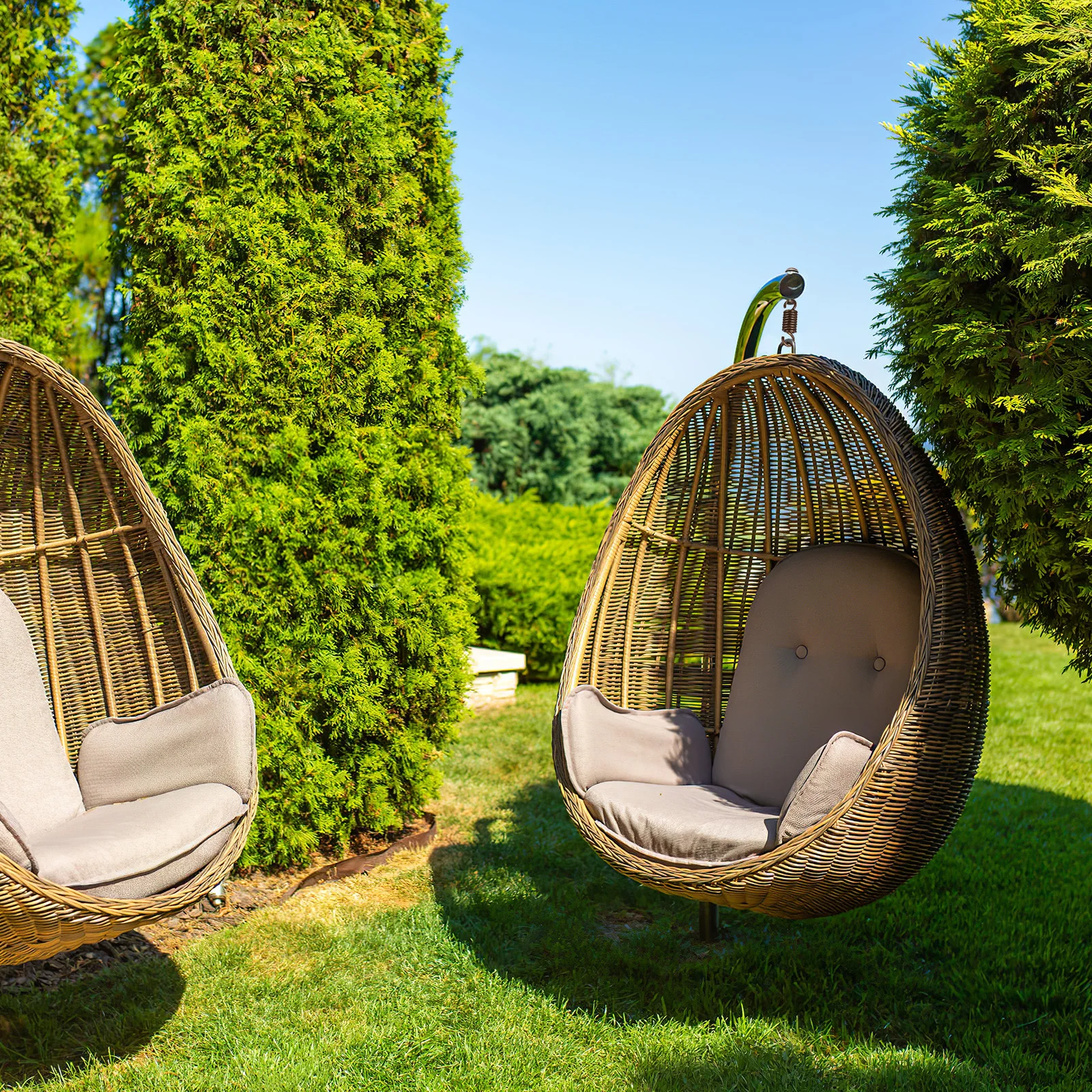 

Premium Hammock Parts Including Spring Hooks and Suspension Hardware for Porch Ceiling Swing Chair Installation Supplies