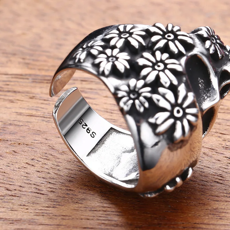 925 sterling silver skull ring men and women live ring punk pattern Thai silver vintage retro style personality ornament view 4