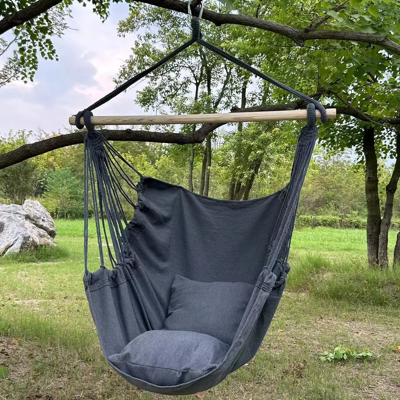 1pc Leisure Fabric Hammock Chair Outdoor Swing Chair Hammock Dormitory Hammock Chair Anti Rollover Hammock With Storage Bag