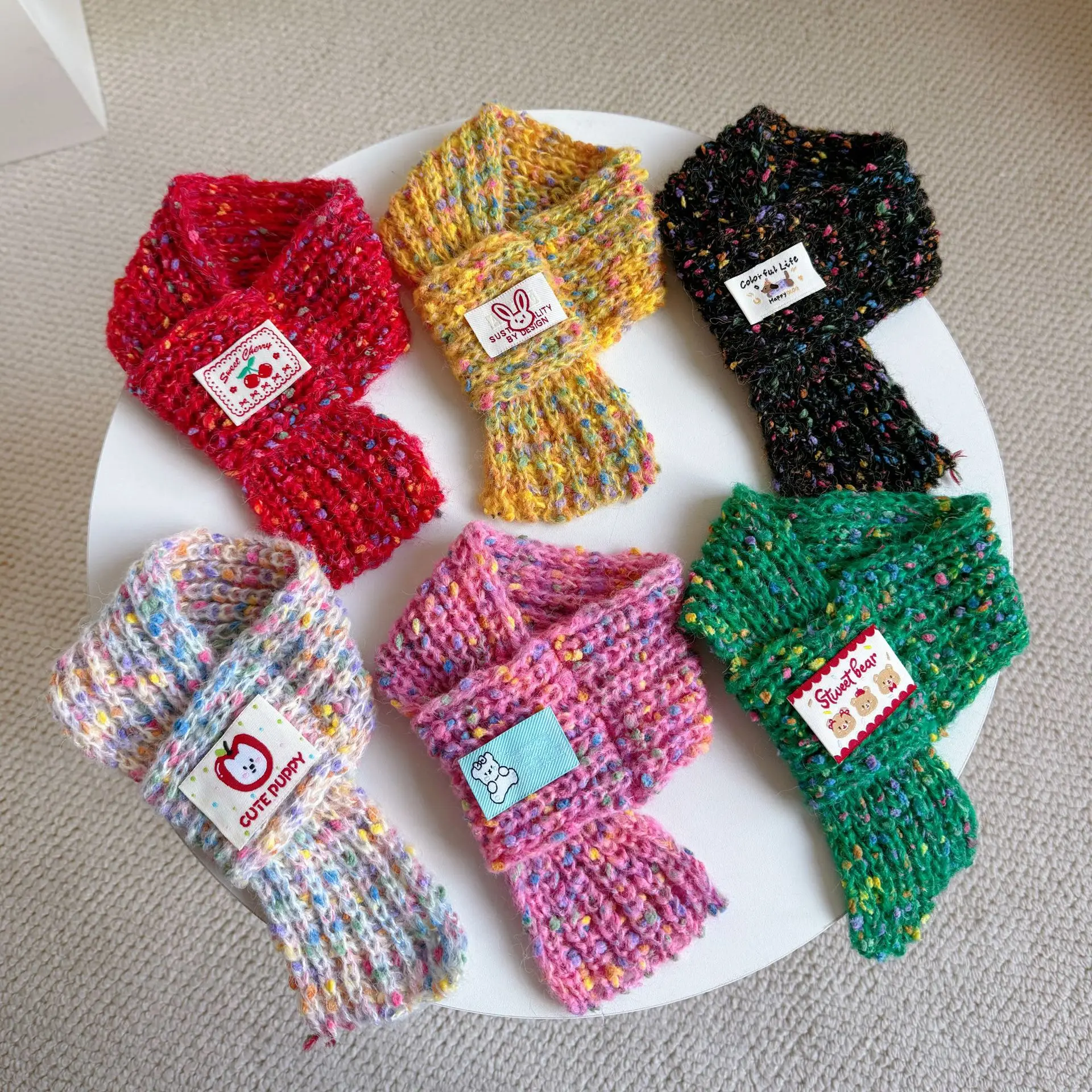 

Colorful Cute Candy-Style Knitted Pet Scarf For Winter Warmth Dogs Neckerchief