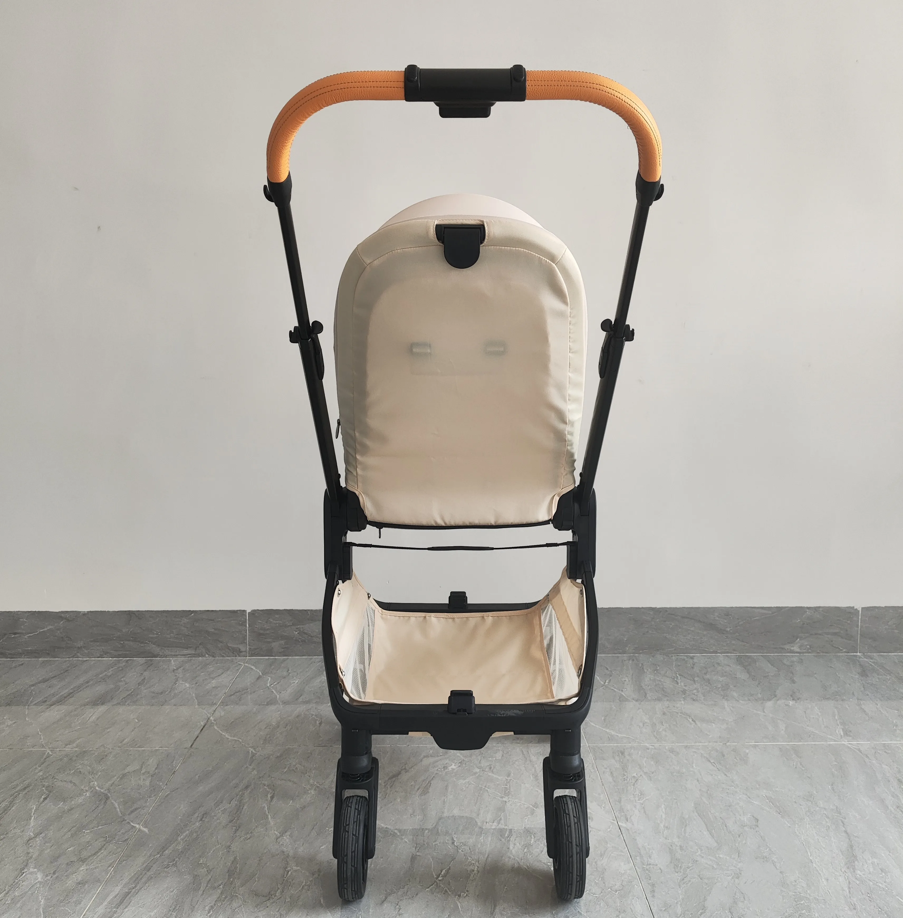 Lightweight Aluminum Four-Wheel Baby Stroller Reverse Handle Foldable Universal Pushchair for Designed like a Car