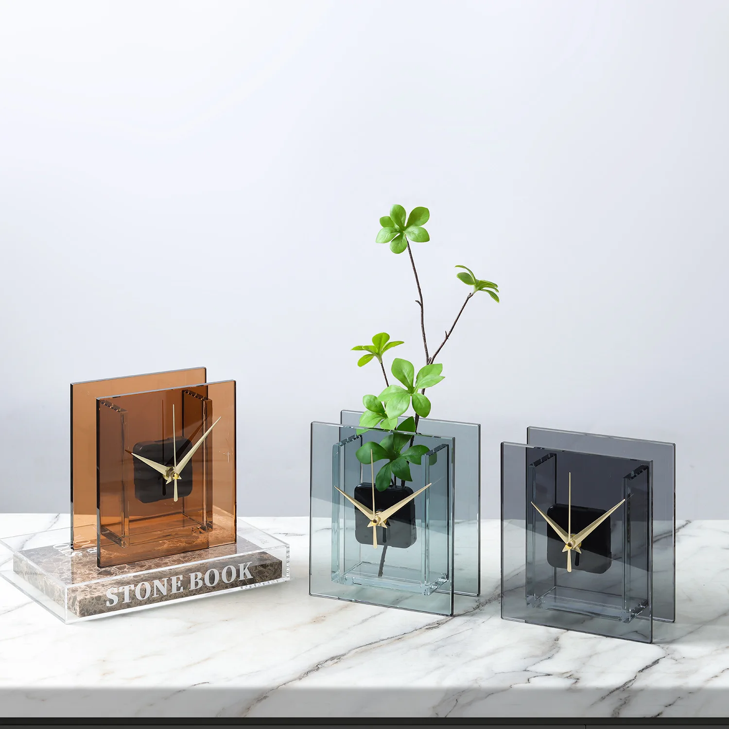 

Современные простые легкие роскошные квадратные часы из хрустального стекла, настольные часы, украшения, прикроватная тумбочка, аксессуары для входной ТВ-шкафа