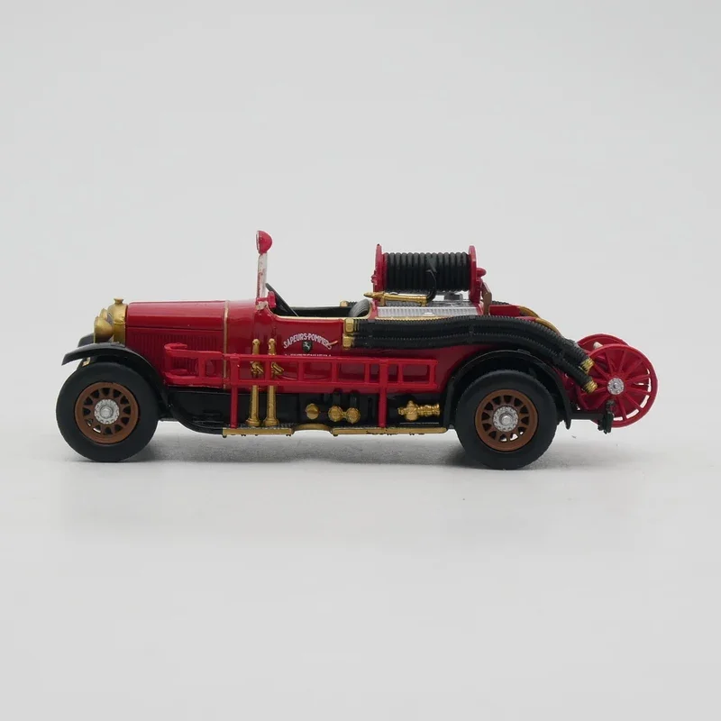 Diecast Ixo 1:43 Scale Delahaye Type 92 French Fire Engine Simulation Alloy Car Model Collectible Toy Gift Souvenir