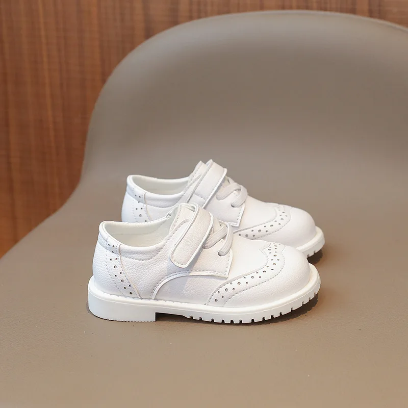 Zapatos planos de cuero para niños y niñas, uniforme suave y cómodo, informal, transpirable, para fiesta, primavera y otoño, 2024