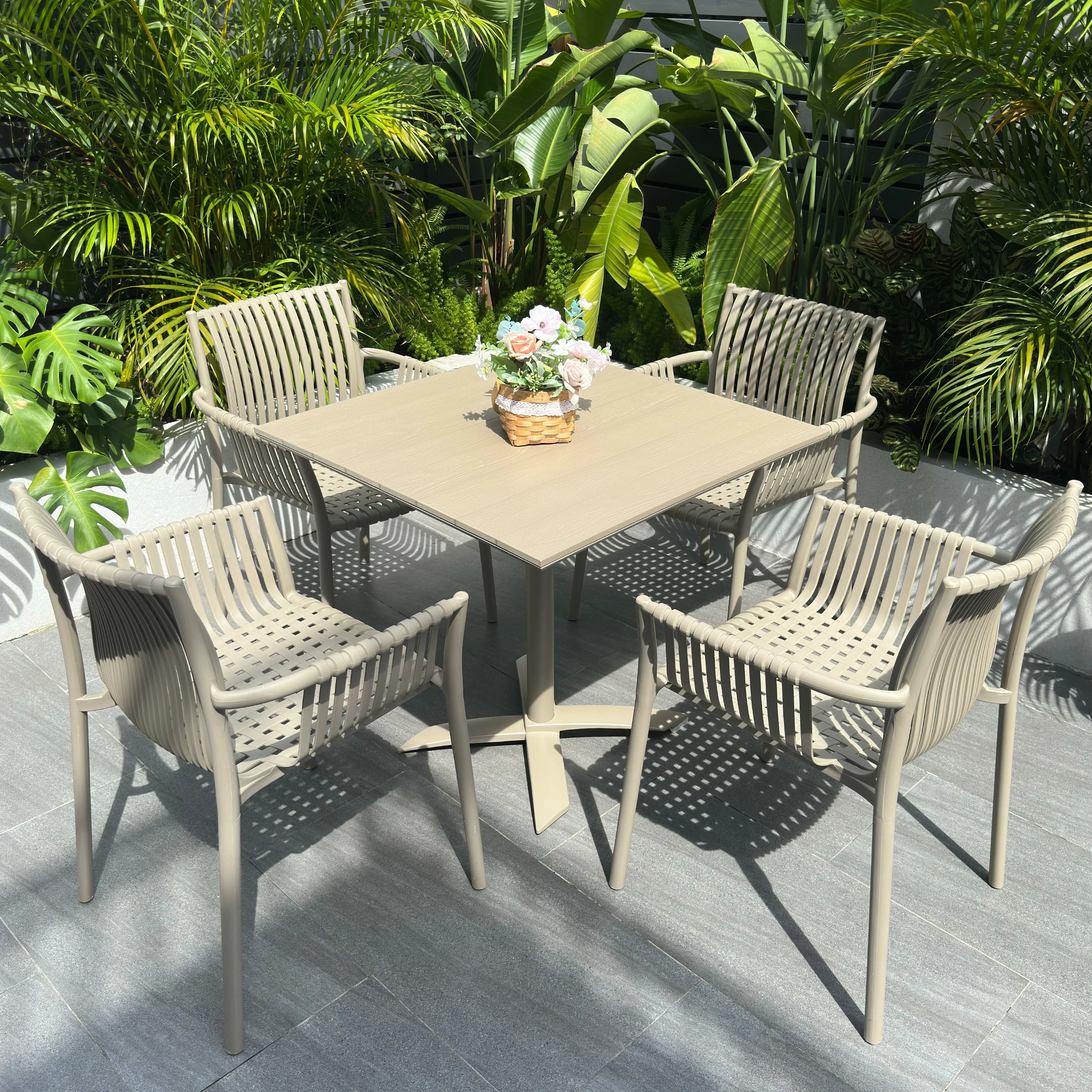 Open-air sunscreen casual milk tea shop cafe small round  music bar lounge area outdoor plastic wood  and  combin