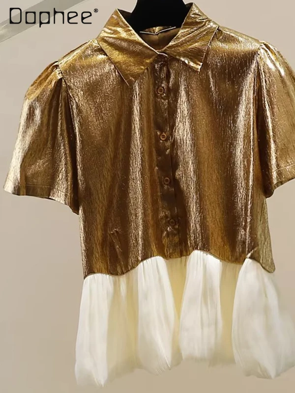 

Женская короткая рубашка с отложным воротником и коротким рукавом в стиле французского шика, однобортная, с золотистыми элементами, сложной отделкой и рюшами по краю