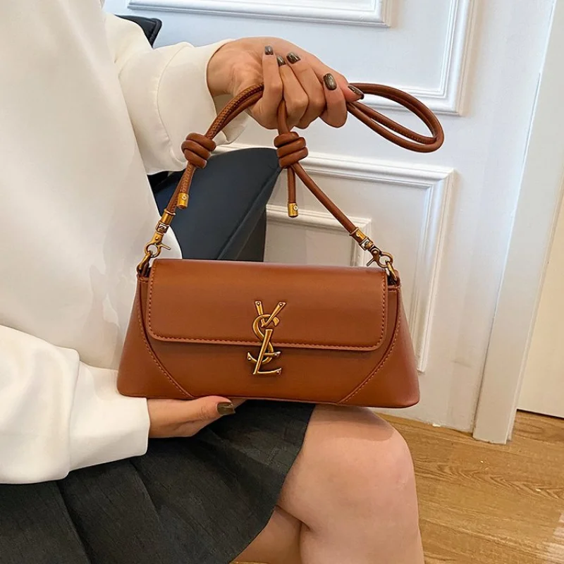 

Luxury Vintage Messenger Purse For Women With Crossbody Strap Solid Color Design And Practical Function