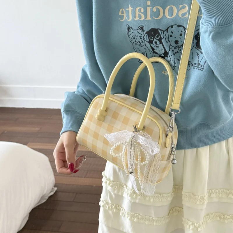 

Elegant Crossbody Bag From Famous Designer, Leather Women's Handbag, Luxury Shoulder Bag Popular Classic Trendy