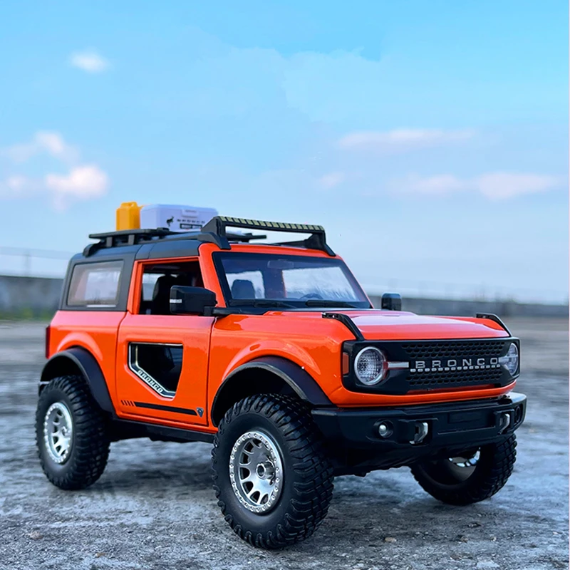 1:32 Ford Bronco Lima Alloy Car Model Diecast Metal Modified Off-road Vehicle Car Model Simulation Sound and Light Kids Toy Gift