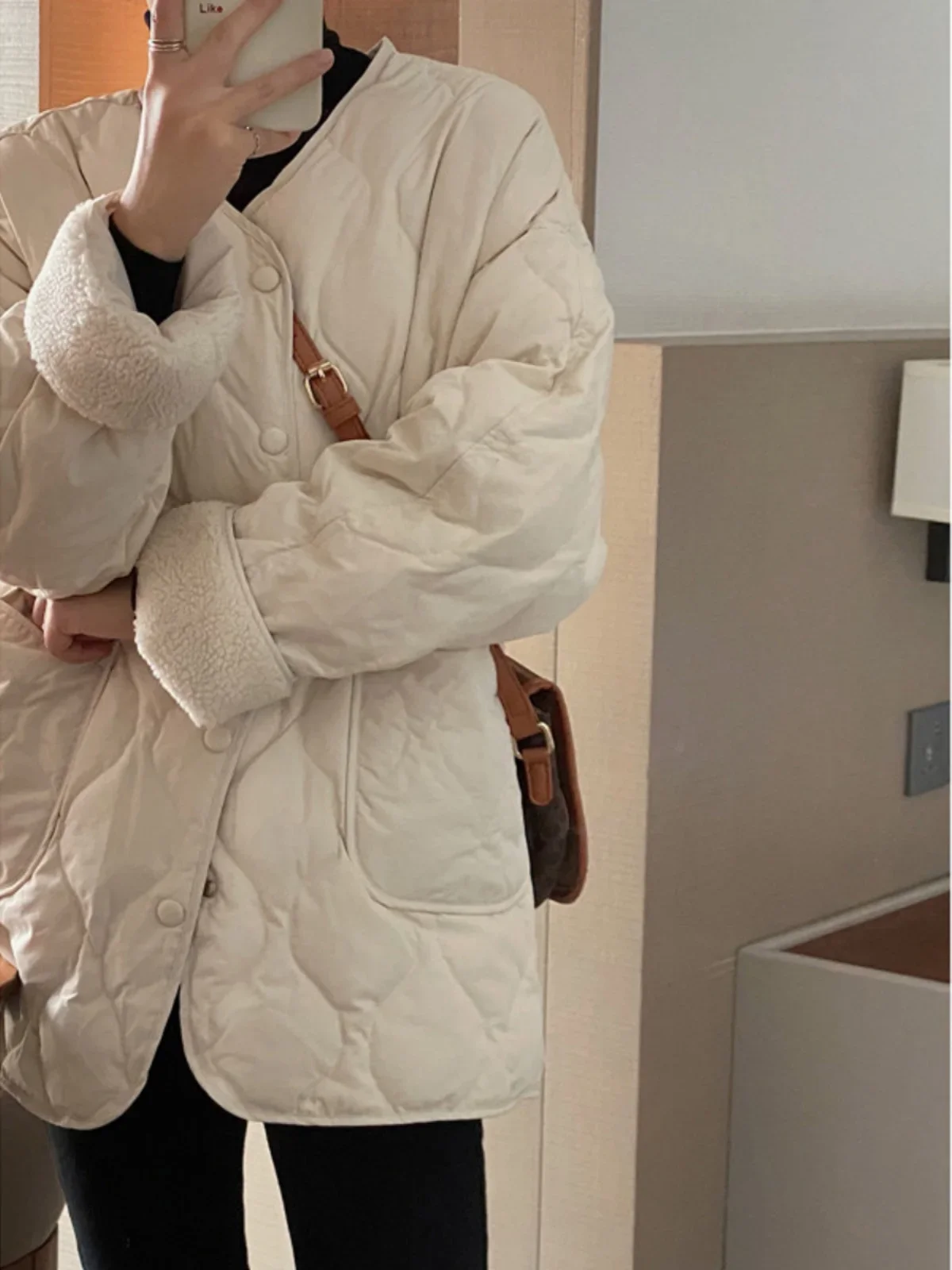 

White Quilted Cotton Jacket Women Lightweight Winter Parka with Sled Design Thin Insulated Coat Y2K Puffer Style Outerwear