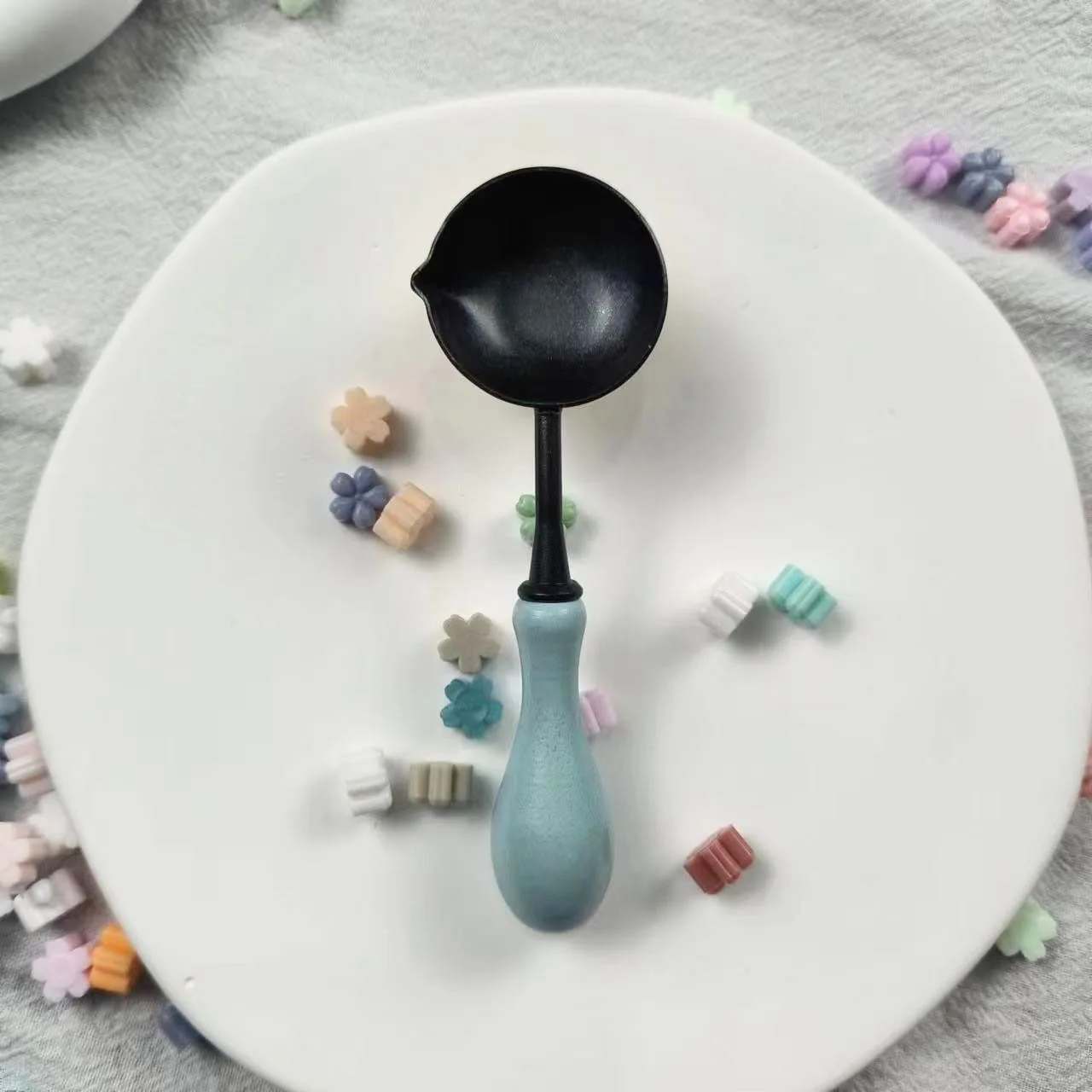 New non-stick fire paint spoon, fire paint seal special melting wax spoon, fire paint wax grain special spoon, non-stick and eas