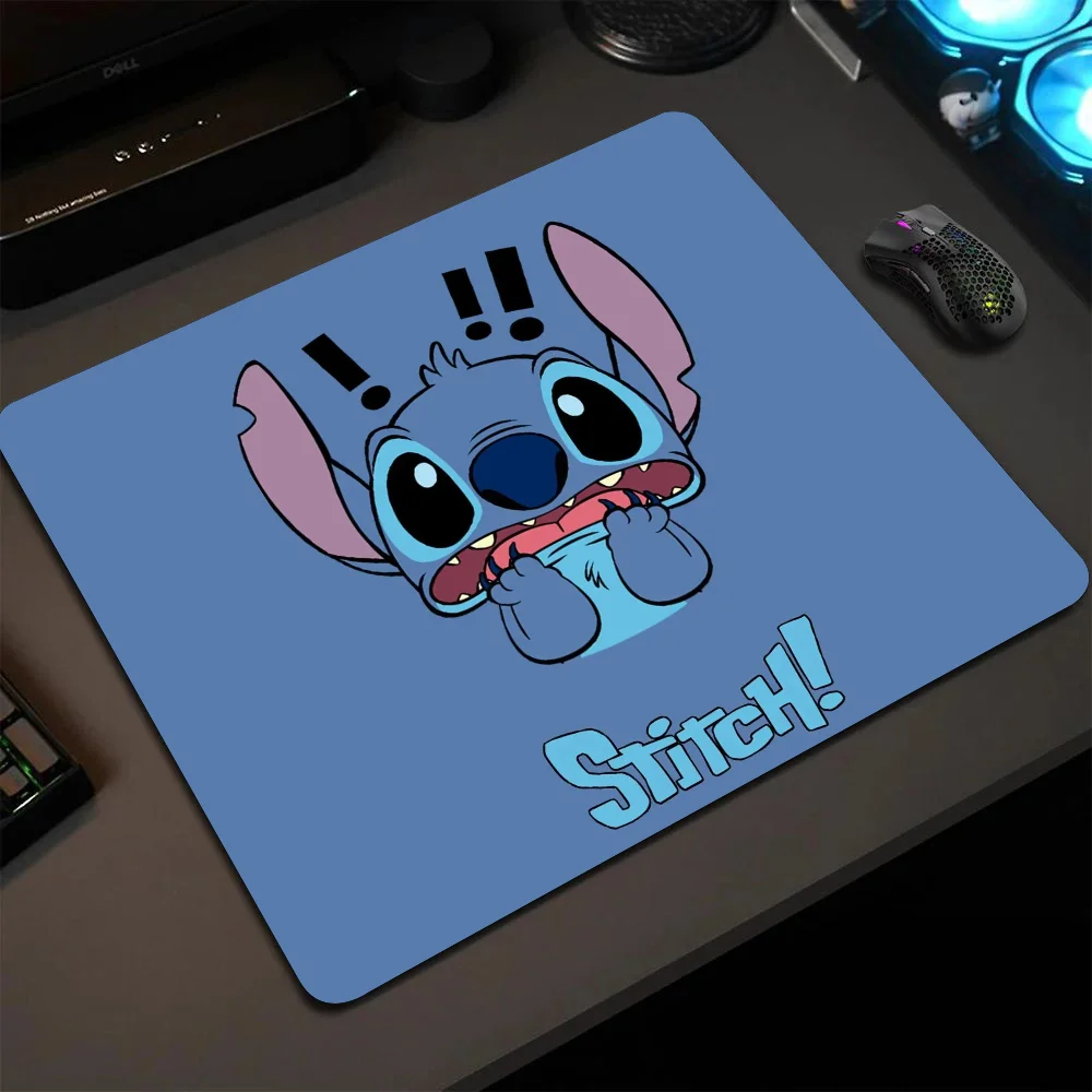 

Cartoon S-Stitch Mousepad Small LockEdge Mouse Pad For Gamers Computer Desk Pad Anti-slip Rubber