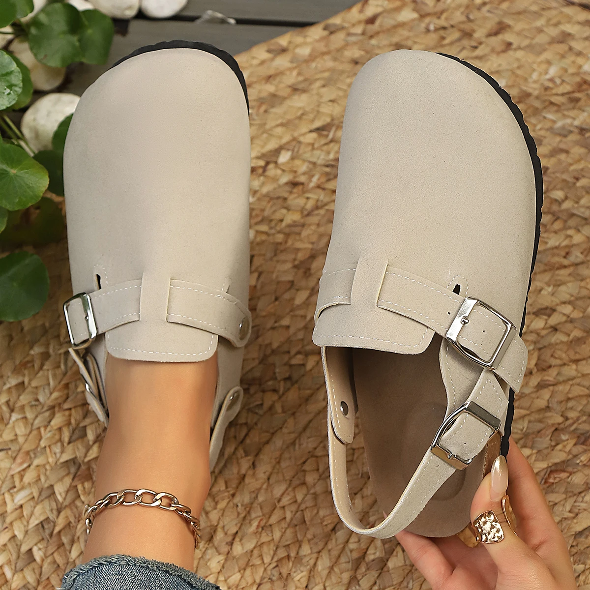 

Women Closed Toe Flat Sandals Summer Lightweight Platform Shoes for Women Trend Casual Clogs Shoes Outdoor Flats Sandals Women