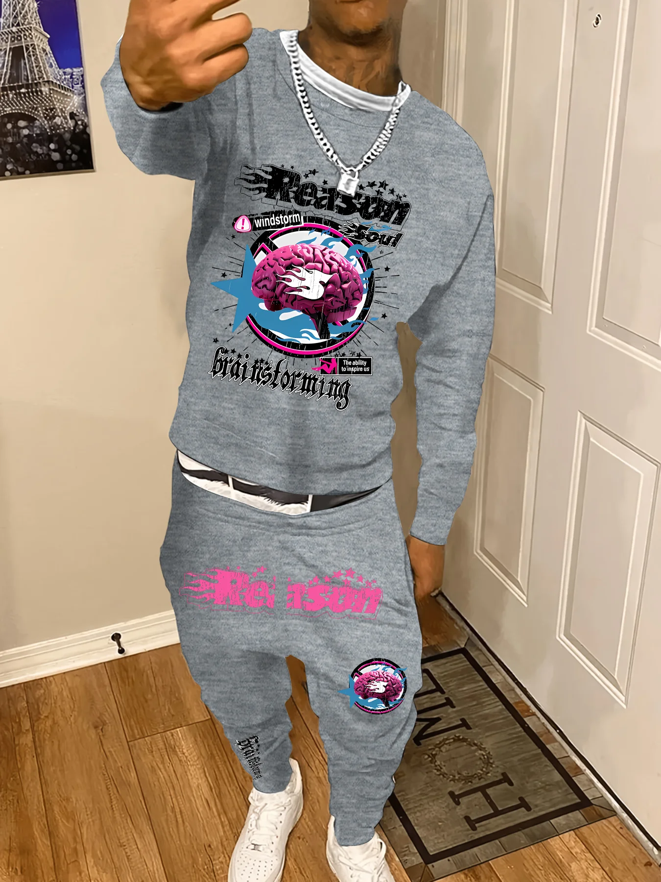 

Round neck sweatshirt suit black "Storm Brain Creative Pattern" and text suitable for street fashion wear