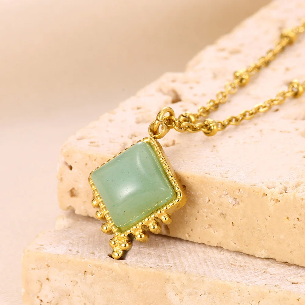 Classic Vintage Square Pendant Necklace With synthetic Navy Green Stone Necklace For Women Stainless Steel Jewelry Mother Gift