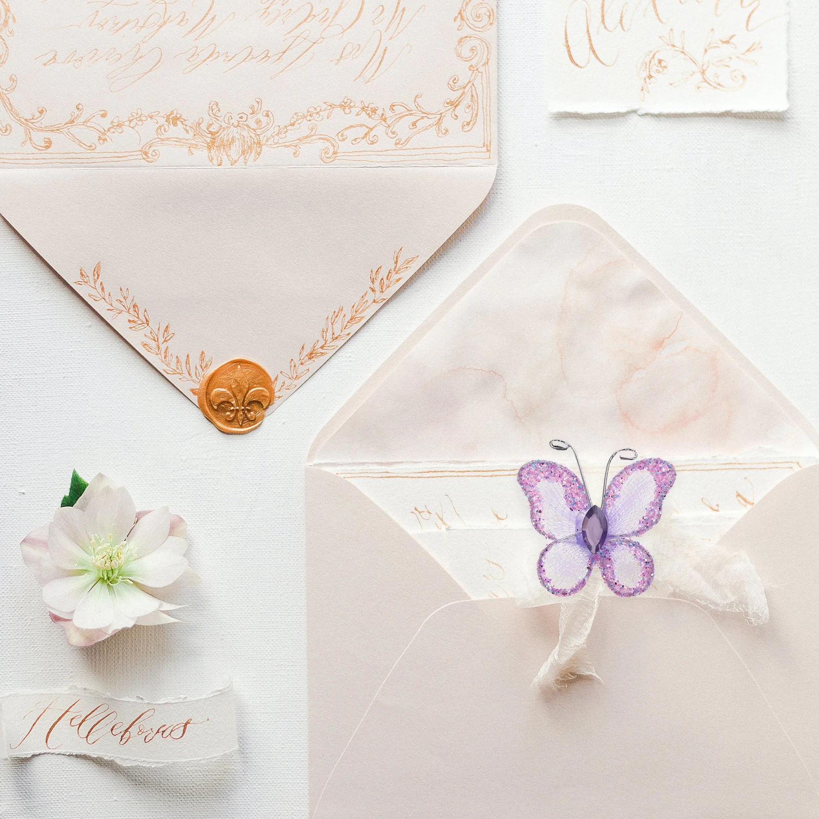 

50pcs Purple Mesh Wire Decorative Butterflies 3x3cm Wedding Favors Invitations Scrapbooking Embellishment Net Glittering DIY