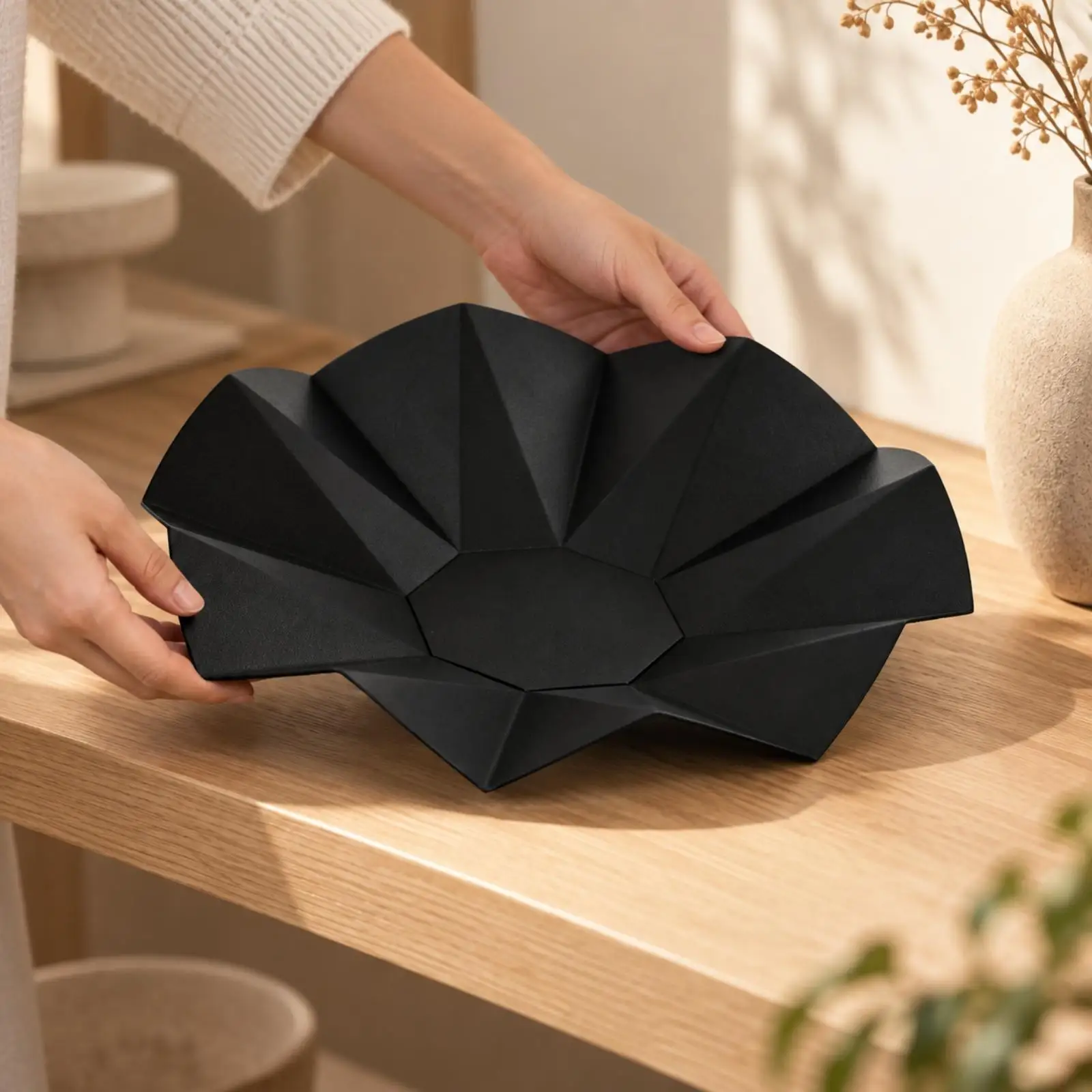 Metal Fruit and Snack Dish Openwork Flower-Shaped Metal Bowl Geometric Accent Dish Multifunctional Tabletop Decorative Bowl
