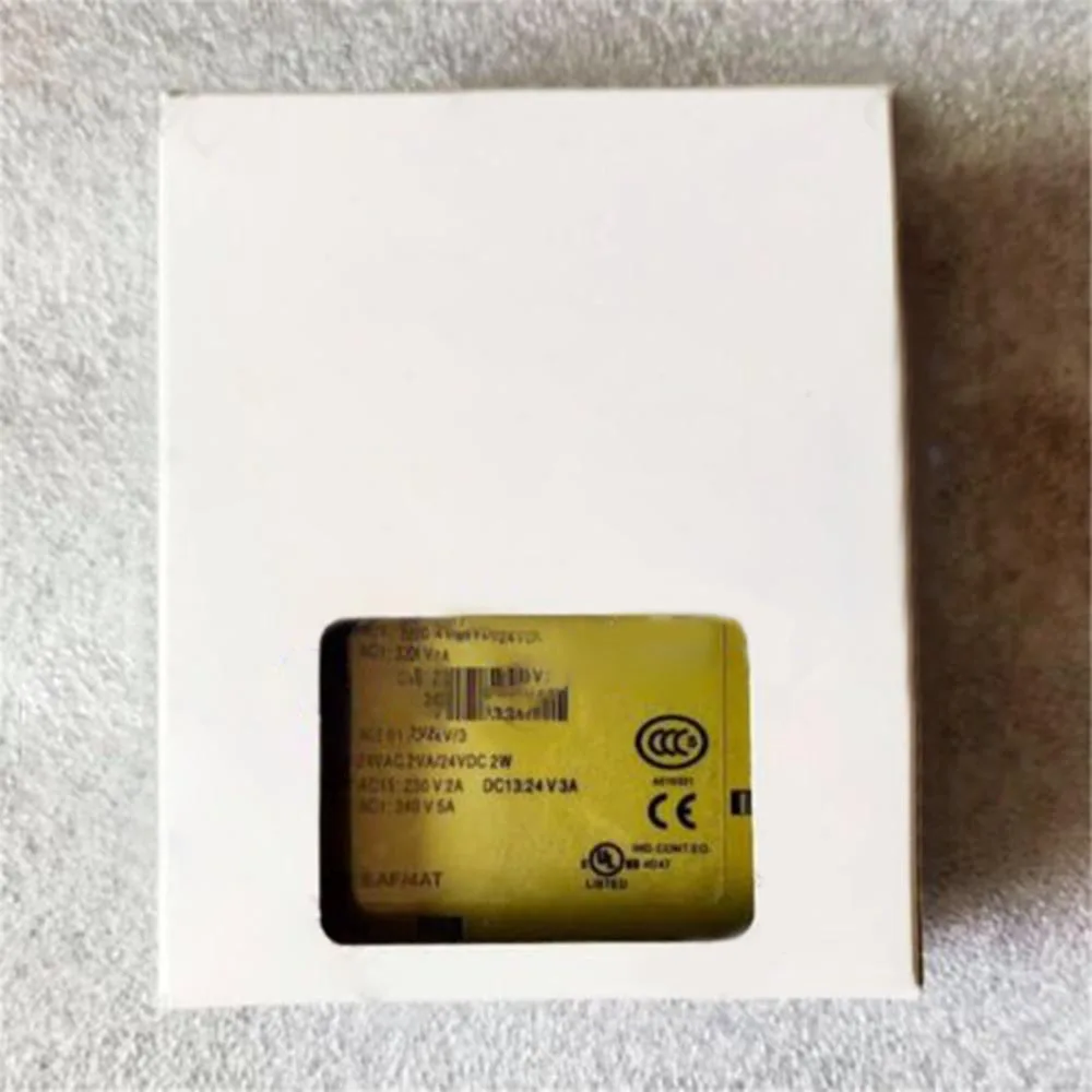 New for PILZ 675500 PNOZ Z 24V Safety Relay Module in Box