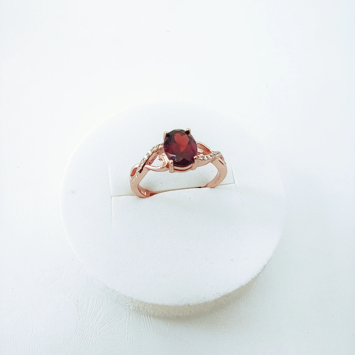 

KJJEAXCMY Brand Boutique Jewelry 925 Sterling Silver Natural Red Garnet Women's Ring Handmade Girl's Birthday Gift.