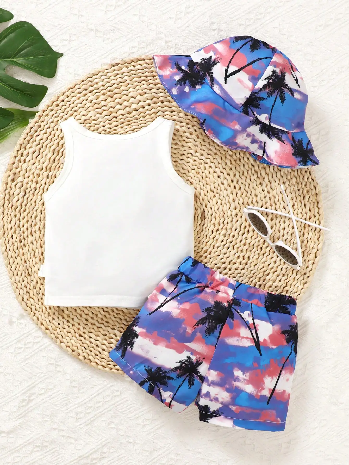 Holiday Style Summer BabyBoys Fashion Set Coconut Tree Print Elastic Waist Shorts Round Collar Sleeveless White Print Vest + Hat