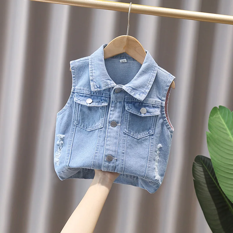 2024 Spring and Autumn Boys Fashion Embroidery Pan Button Lapel Button Pocket Denim Vest Coat Children\'s Clothing 1-8y