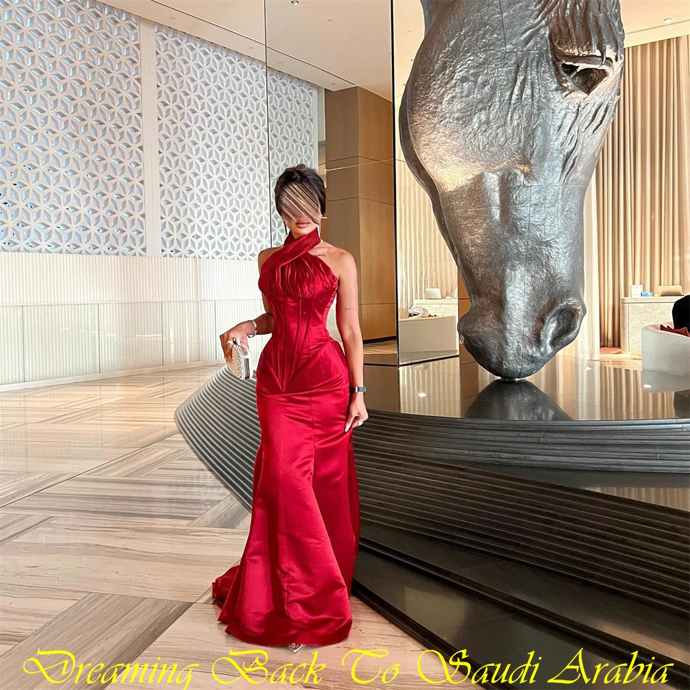 Customized Classic Red Satin Evening Dress Elegant Halter Sleeveless Celebrity Gowns Delicate Straight Court Train Party Dresses