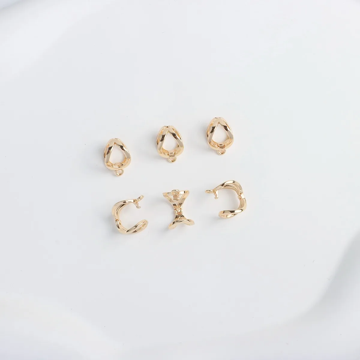 

18K Gold Pearl Necklace Bag Beads, Buckle Diagonal Buckle Universal Buckle DIY Closing Buckle Sweater Chain Jewelry Accessories