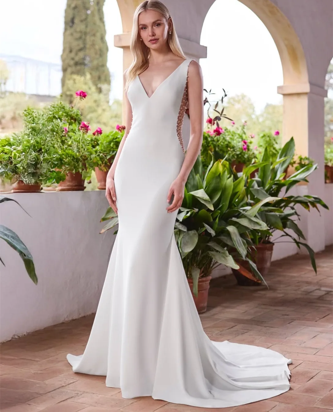 تخصيص طويل مطرز الخامس الرقبة فساتين الزفاف حورية البحر كريب الاجتياح قطار زيبر الظهر أثواب الزفاف للنساء