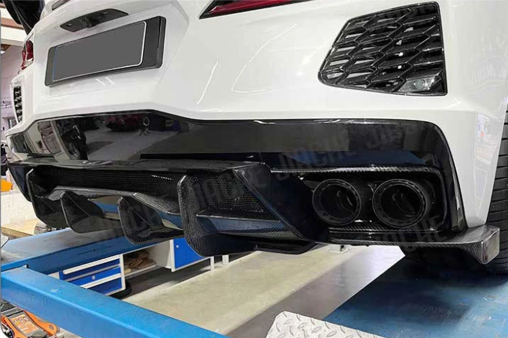 

Carbon Fiber Car Rear Bumper Splitters Fins For Chevrolet Corvette C8 2020-2021 Decoration Accessories