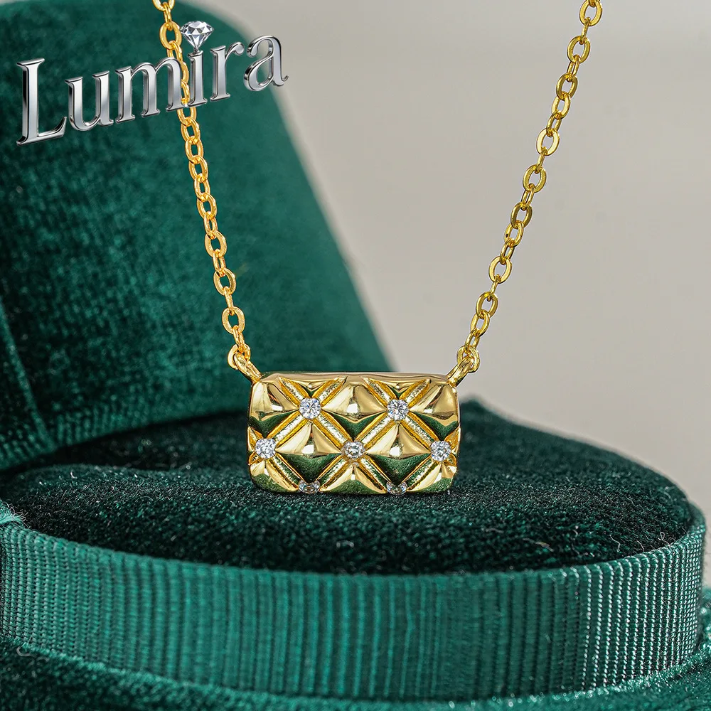 Lumira 18K Gold Moissanite Necklace for Women, Fashionable Diamond-Accented Luxury Handbag Pendant Clavicle Chain