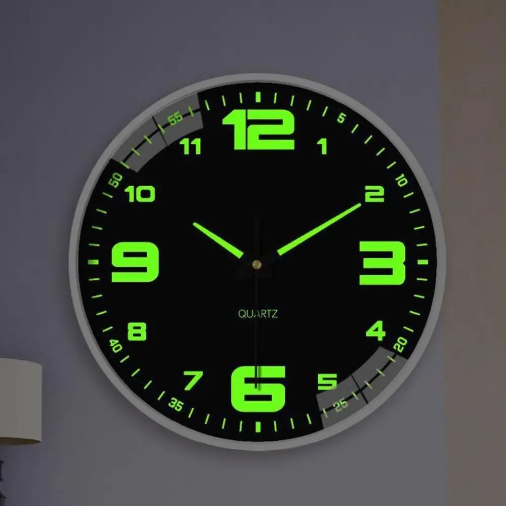Living Room Decoration Silent Quartz Wall Clock Round Plastic Luminous Wall Clock Fashion Time Accuracy Digital Clock Cafe