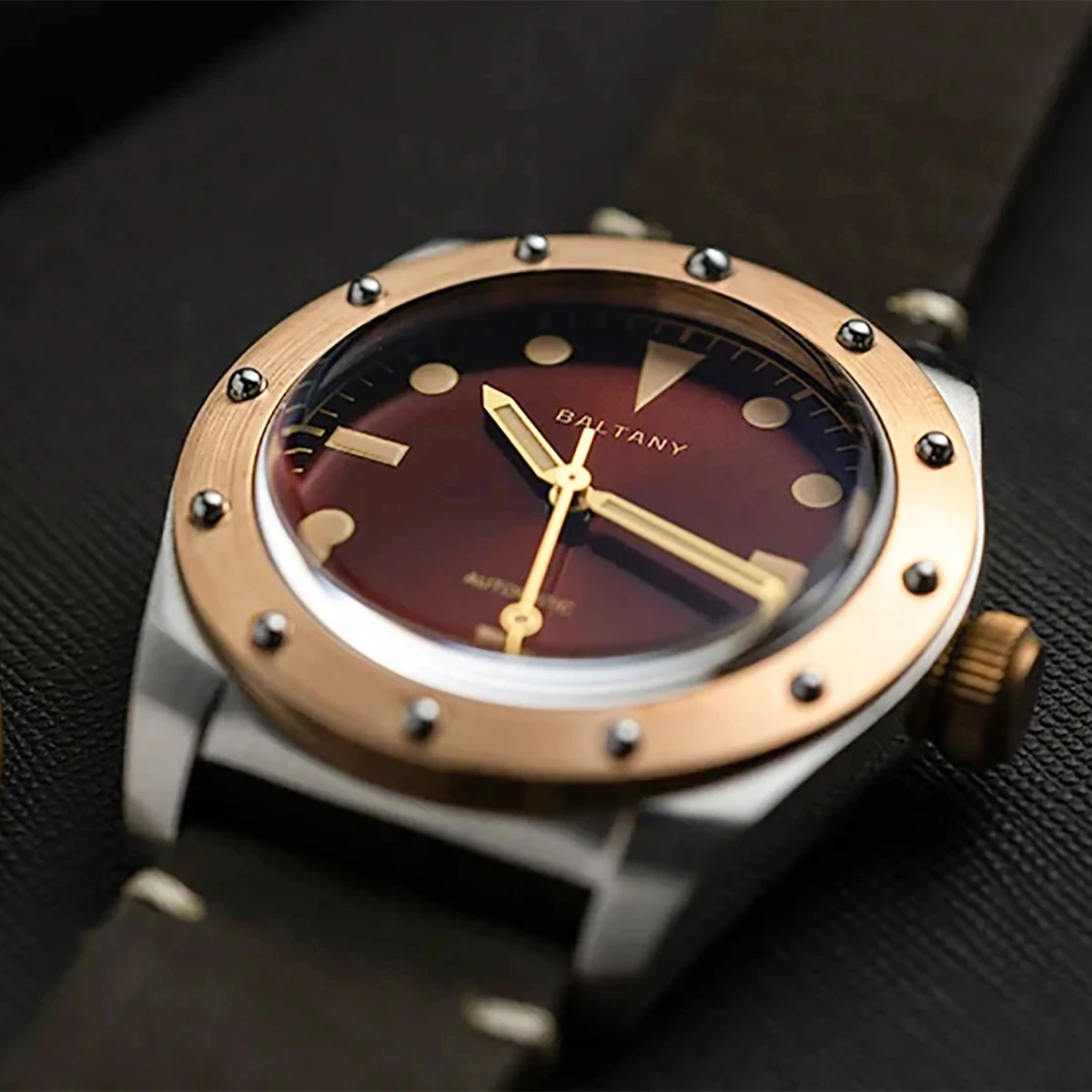 Baltany S204030 Classic Vintage Automatic Mechanical Bronze Men Watch NH38 Leather Waterproof 20Bar Sapphire Diver reloj hombre