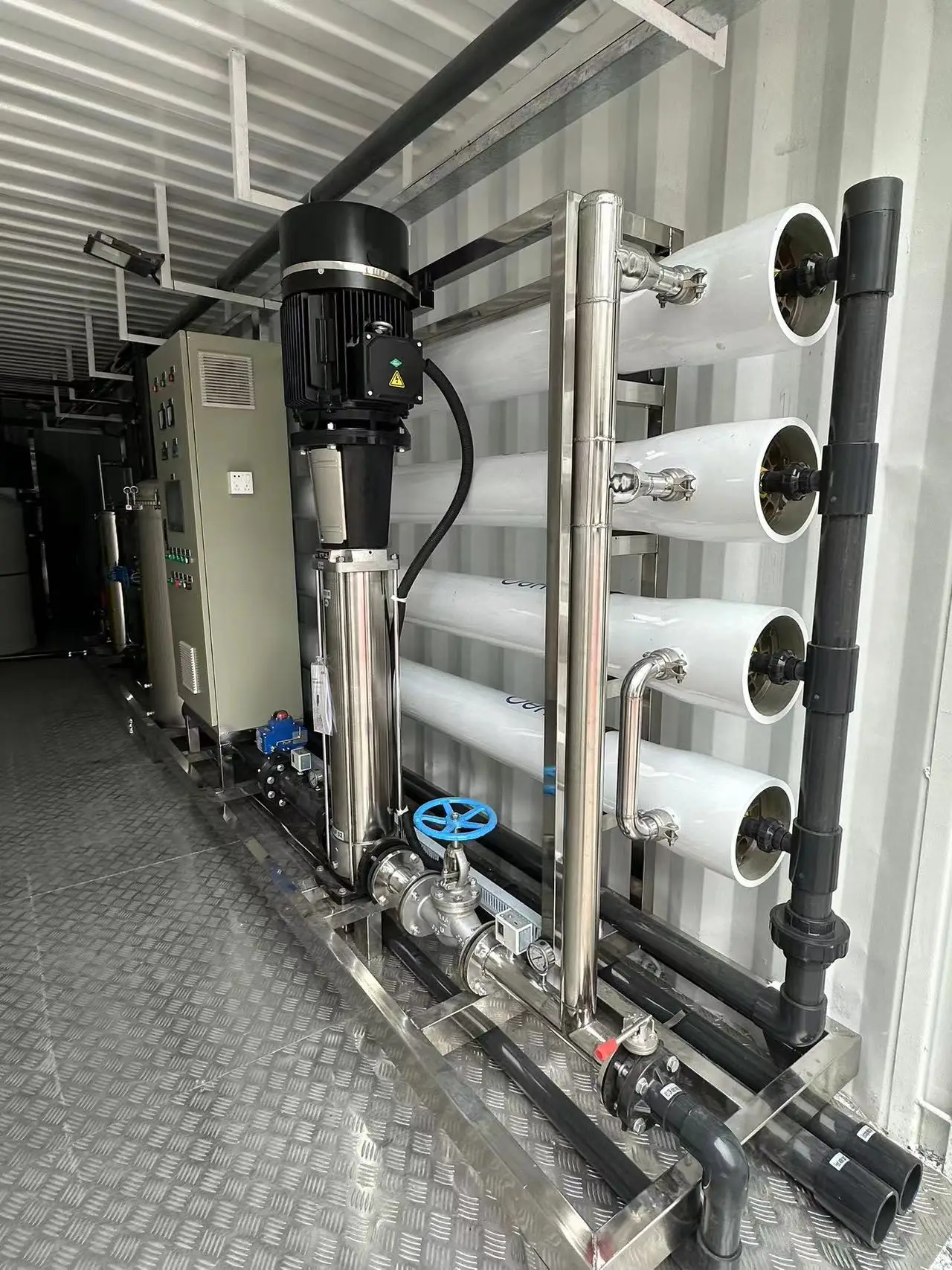 800m3 per day container reverse osmosis plant  mobile water purification system