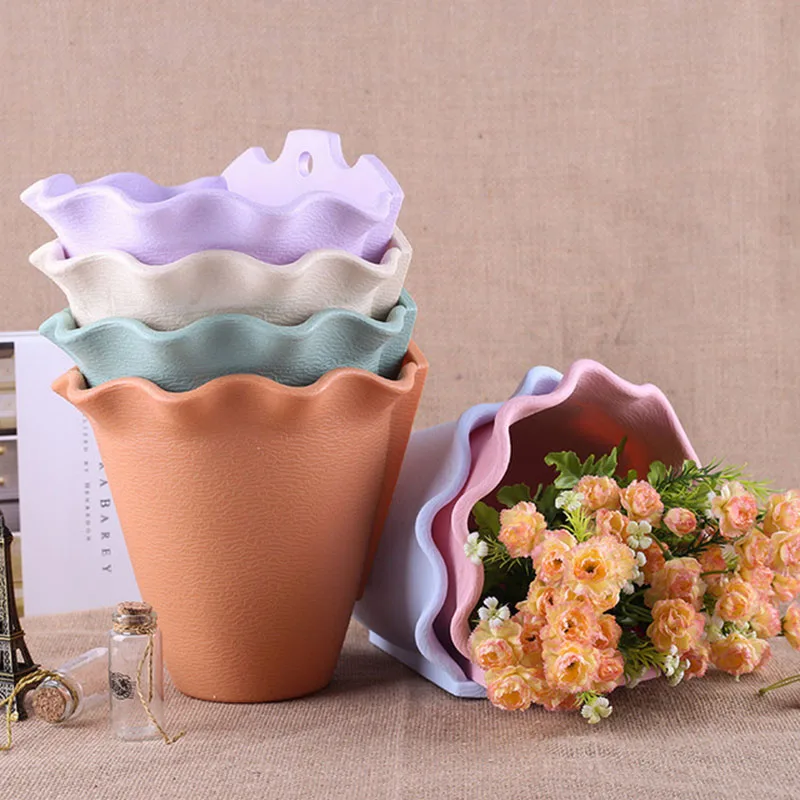 Wall Hanging Planter Plastic Convenience Wall Mount Flowerpot Plants Container Basket Pot For Indoor Outdoor